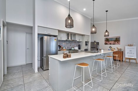 Property photo of 6 Devlex Court Machans Beach QLD 4878