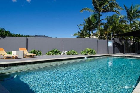 Property photo of 1 Shoreham Chase Arundel QLD 4214