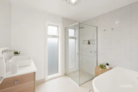 Property photo of 9/29A Middle Road Devonport TAS 7310