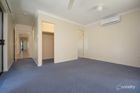 Property photo of 4 Willespie Place New Auckland QLD 4680