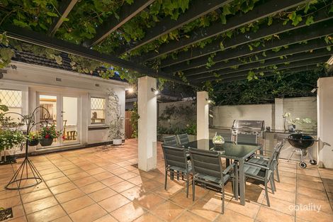 Property photo of 14 Kyora Parade Balwyn North VIC 3104