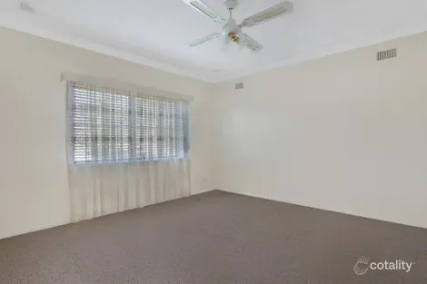 Property photo of 30 Beatus Street Unanderra NSW 2526
