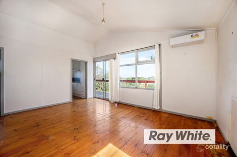 Property photo of 16 Leawarra Street Rye VIC 3941