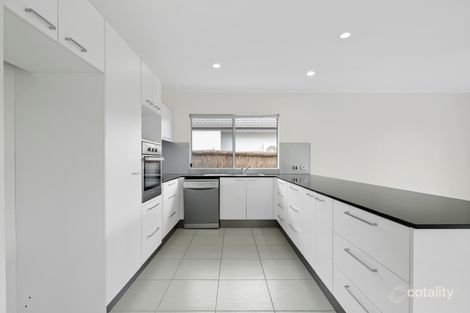 Property photo of 15 Waite Creek Court Cannonvale QLD 4802