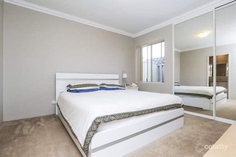 Property photo of 4/26 Earlsferry Green Kinross WA 6028