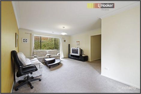 Property photo of 176 Captain Cook Crescent Narrabundah ACT 2604