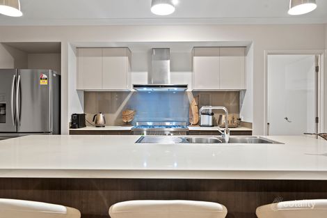 Property photo of 16 Adelaide Crescent Ormeau Hills QLD 4208