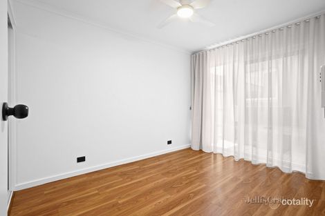 Property photo of 2/307 Beach Road Black Rock VIC 3193