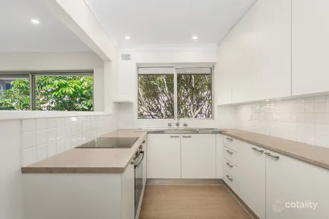 Property photo of 10/135 Pacific Parade Dee Why NSW 2099