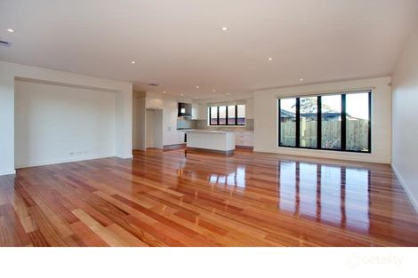 Property photo of 1/24 Newbigin Street Burwood VIC 3125
