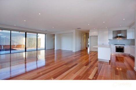 Property photo of 1/24 Newbigin Street Burwood VIC 3125