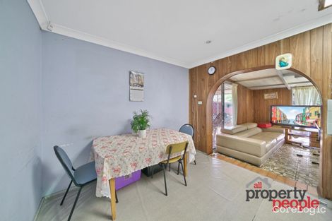 Property photo of 14 Edgar Street Macquarie Fields NSW 2564