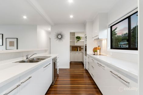 Property photo of 25 Gilbert Crescent Castle Hill QLD 4810