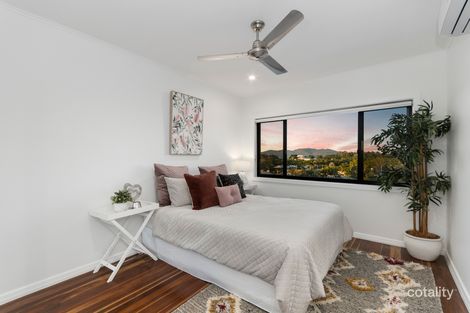 Property photo of 25 Gilbert Crescent Castle Hill QLD 4810