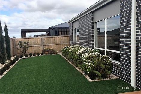 Property photo of 335 Beckview Crescent Sunbury VIC 3429