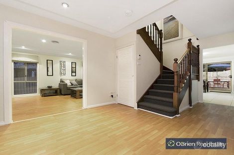 Property photo of 32 Blackwood Drive Hampton Park VIC 3976