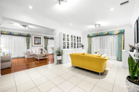 Property photo of 11 Silverdale Rise Bundoora VIC 3083