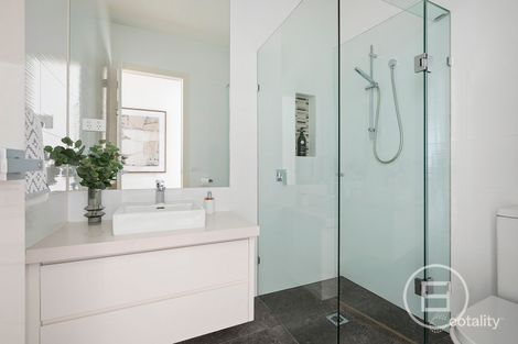 Property photo of 60B Tucker Road Bentleigh VIC 3204