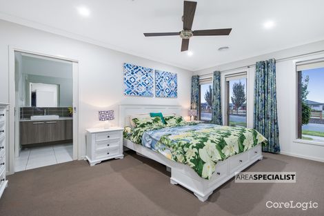Property photo of 33 Tankard Drive Cranbourne East VIC 3977