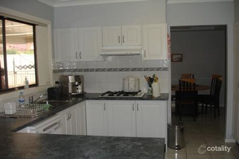 Property photo of 40 Fullerton Circuit St Helens Park NSW 2560