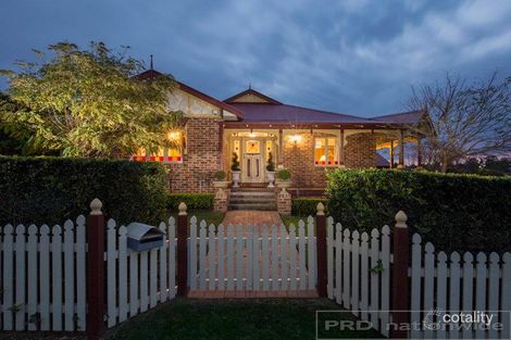 Property photo of 2 Portsmouth Place Raworth NSW 2321