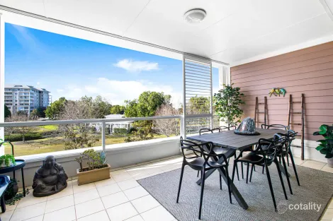 Property photo of 34/28-32 Village Drive Breakfast Point NSW 2137