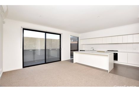 Property photo of 24 Hewitt Avenue Footscray VIC 3011