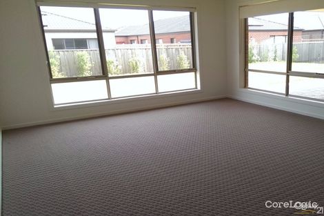 Property photo of 127 Beachview Parade Point Cook VIC 3030