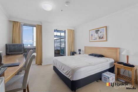 Property photo of 807/2 Akuna Street City ACT 2601