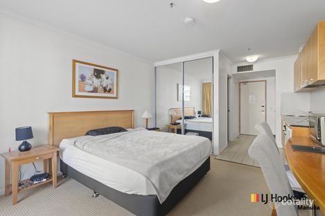 Property photo of 807/2 Akuna Street City ACT 2601