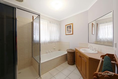 Property photo of 2 Gilda Court Rowville VIC 3178