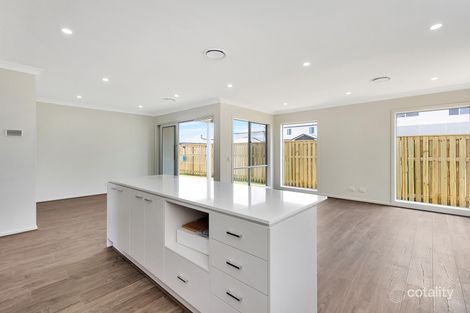 Property photo of 3 Field Street Helensvale QLD 4212