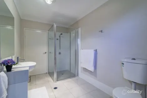 Property photo of 1/446 Hume Street Middle Ridge QLD 4350