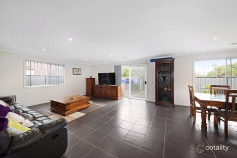 Property photo of 11 Scotney Crescent Derrimut VIC 3026