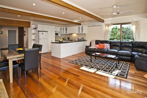 Property photo of 10 Wynyard Street Glen Waverley VIC 3150