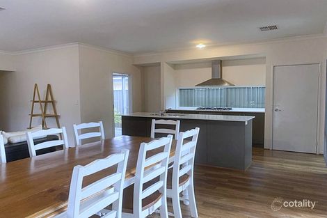 Property photo of 6 Indee Way Harrisdale WA 6112
