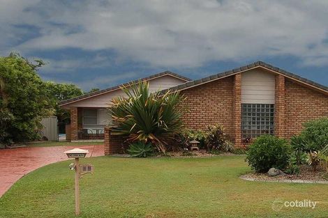 15 Palm Tce, Yamba, NSW 2464