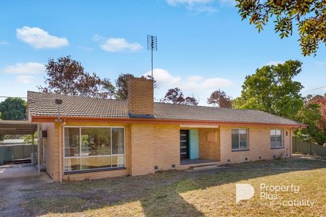 Property photo of 8 Tresise Street Serpentine VIC 3517