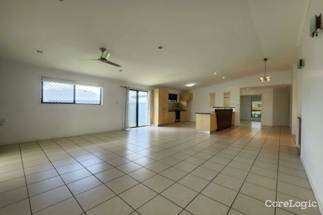 16 Clipper Tce, South Gladstone, QLD 4680