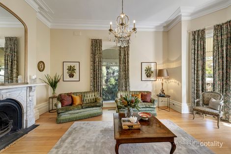 Property photo of 4 Ardene Court Hawthorn VIC 3122