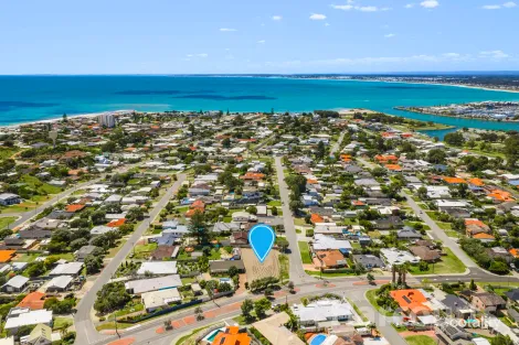 34 Lindley Rd, Halls Head, WA 6210