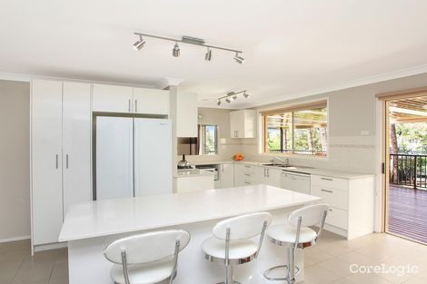 Property photo of 8 Fragar Avenue Wyoming NSW 2250