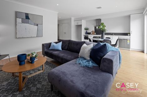 Property photo of 5 Marwedel Avenue Clyde North VIC 3978