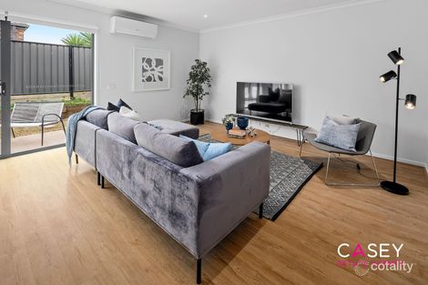 Property photo of 5 Marwedel Avenue Clyde North VIC 3978