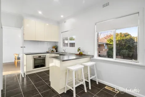 Property photo of 30 Lysbeth Street McKinnon VIC 3204