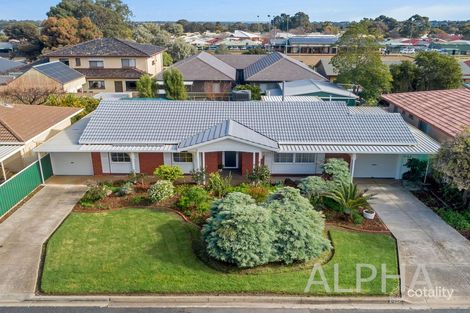 6 Scullin Cres, Hope Valley, SA 5090
