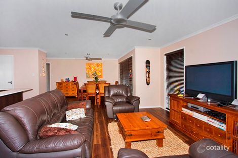 Property photo of 46 Lennox Circuit Pottsville NSW 2489