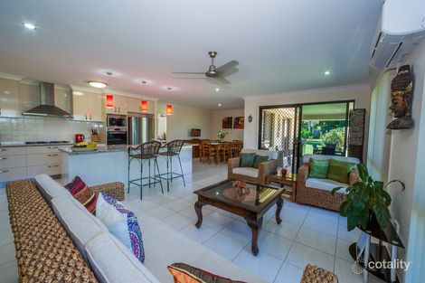 Property photo of 8 Campbell Street Burnett Heads QLD 4670