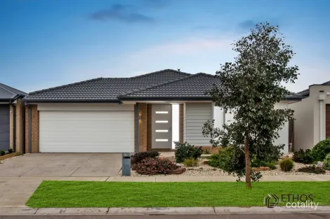 11 AMBIENT CRES, BEVERIDGE, VIC 3753