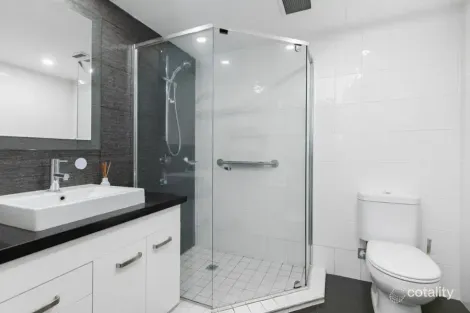 Property photo of 81/1 Lee Road Runaway Bay QLD 4216